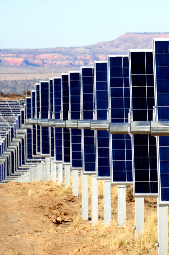 O&M_solar-panel-foreground O&M_solar-panel-foreground